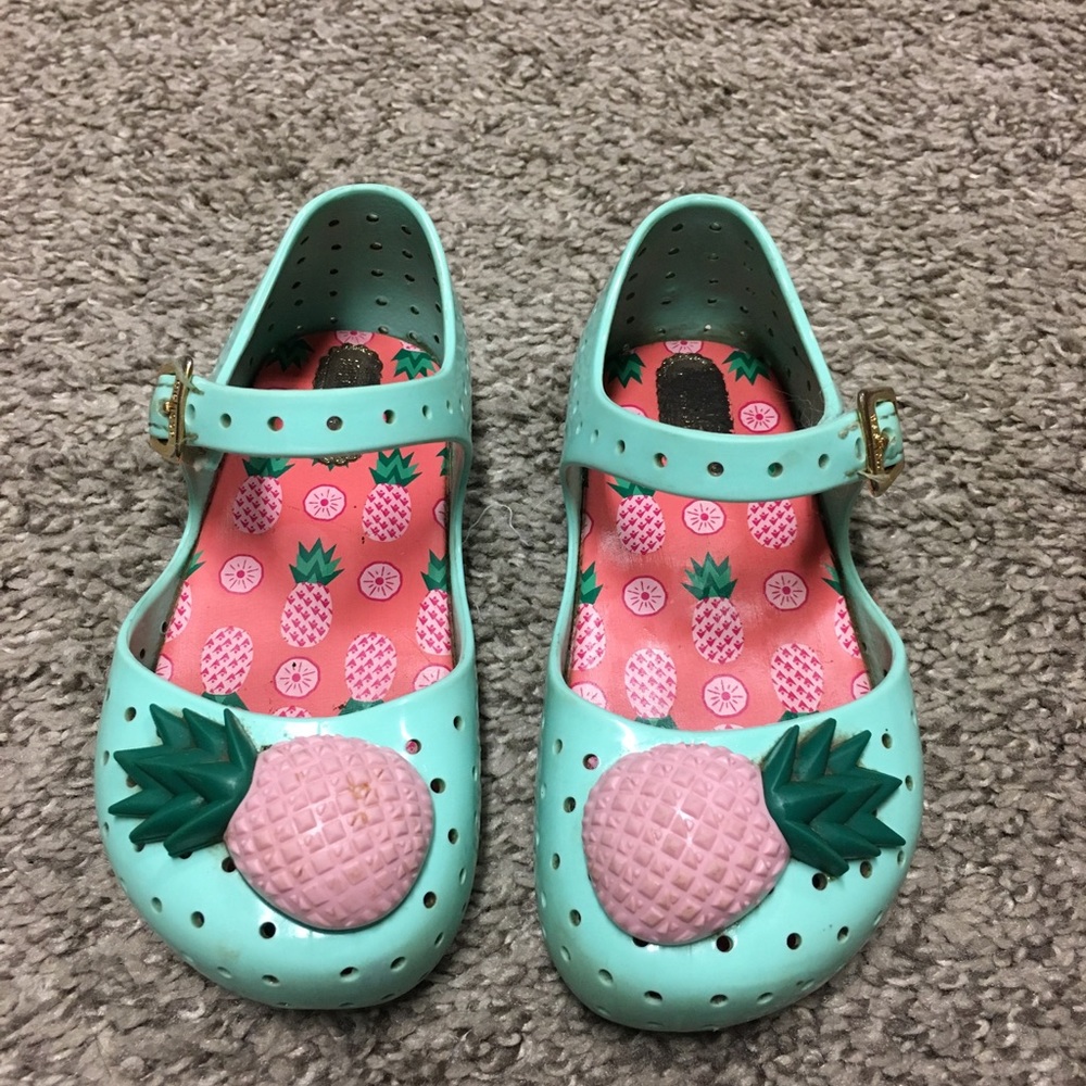 Size 7 Mini Melissa’s